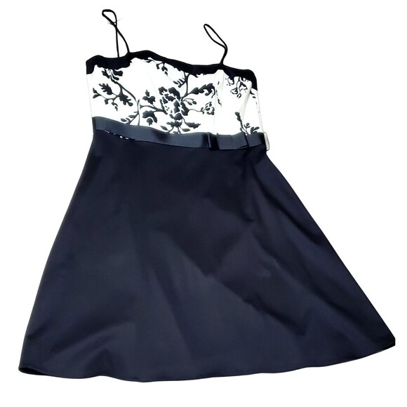 Jessica Howard Evenings Petite 14 Back Zip Waist Bow Embellished Cocktail Dress - Picture 1 of 16